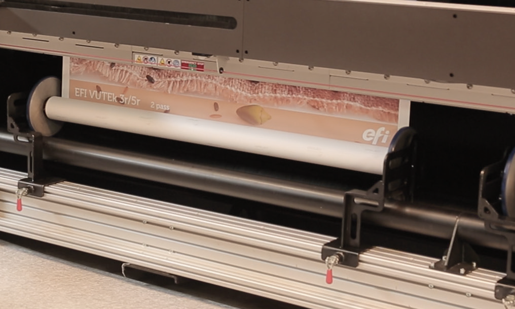 EFI Pro 32r+ Roll to Roll LED UV Printer